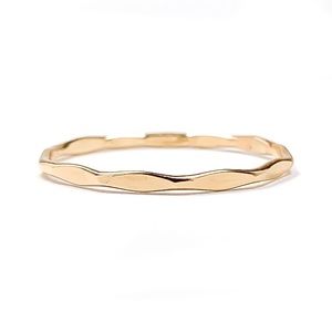 14k Yellow Gold Faceted ring band, minimalist ring, handmade everyday ring